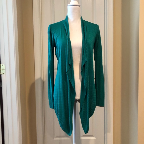 Ann Taylor Cardigan - Picture 2 of 5
